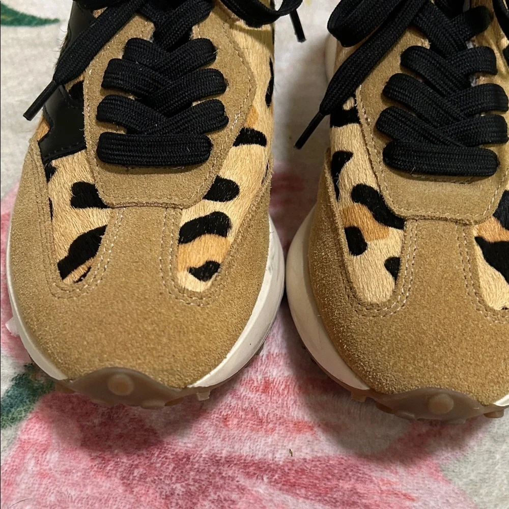 Steve Madden Tan and Black Leopard Women's Sneakers NWOT